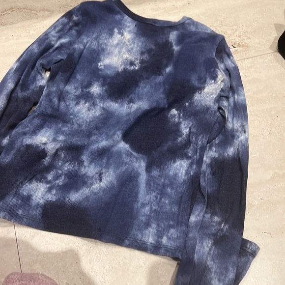 Hollister tie dye top - Picture 3 of 3
